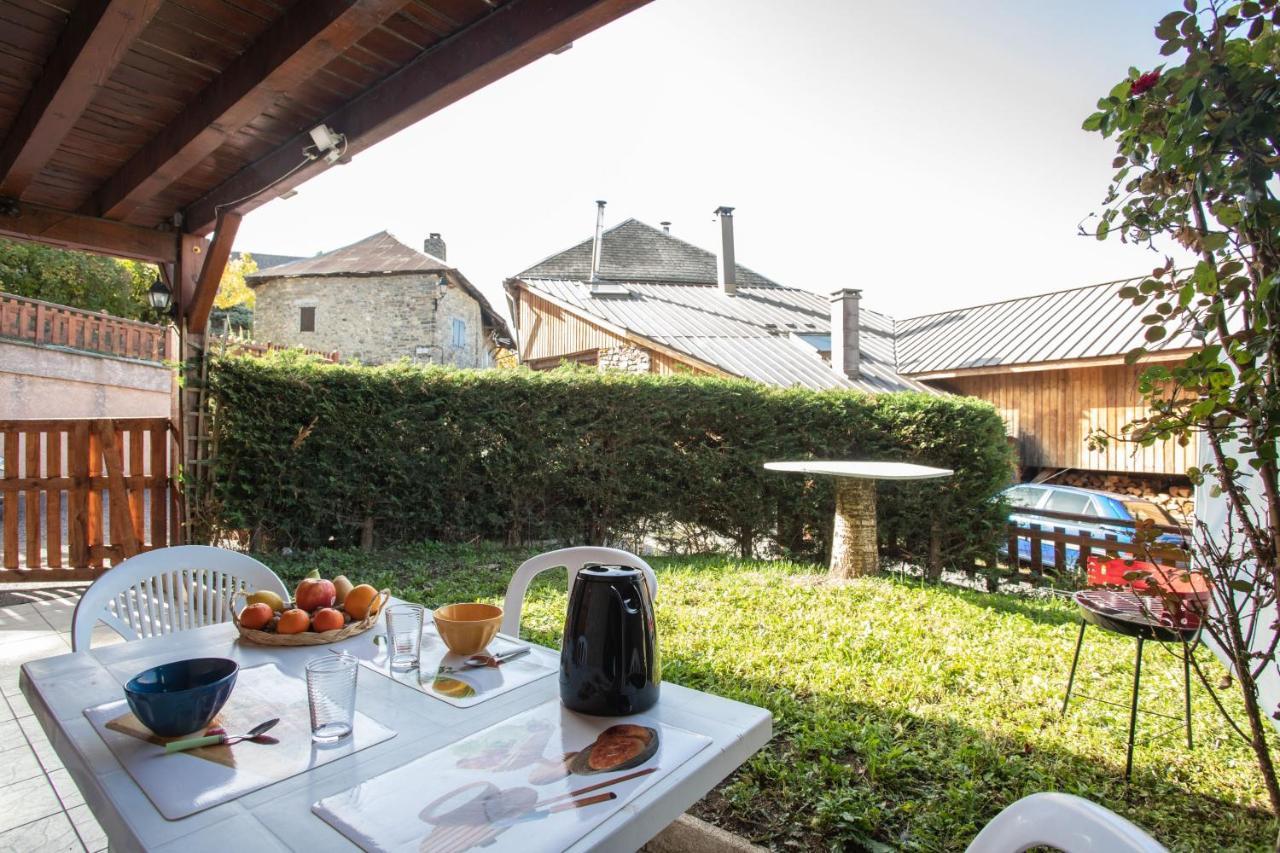 La Durance - 1 Chambre Terrasse Et Jardin Apartman Saint-André-dʼEmbrun Kültér fotó